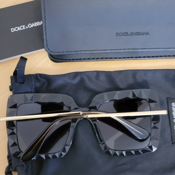 Dolce & Gabbana Sunglasses - Brand New - Picture 6 of 6